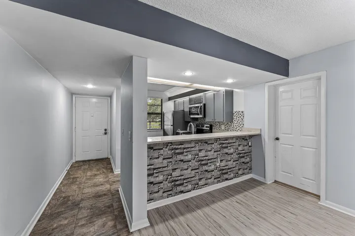 10-6097 Balboa Cir 202-MLS