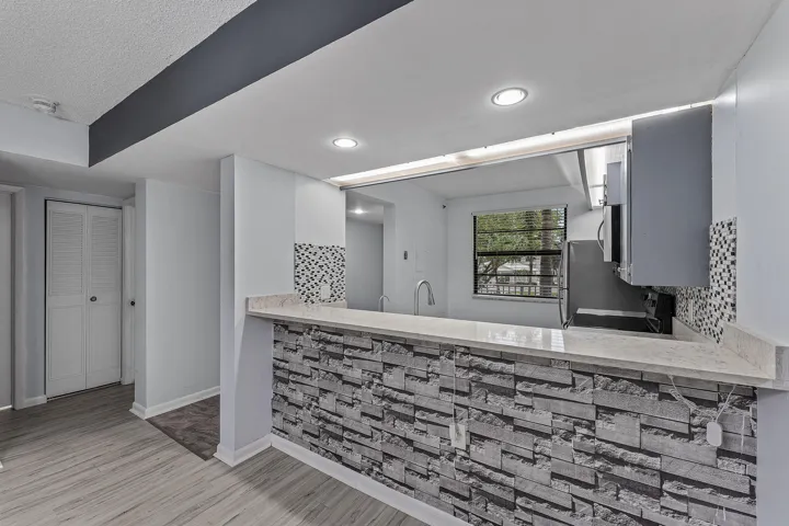 11-6097 Balboa Cir 202-MLS