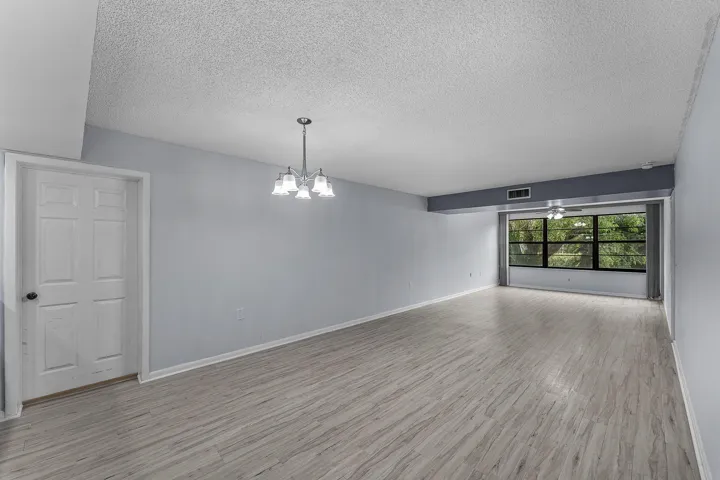 16-6097 Balboa Cir 202-MLS