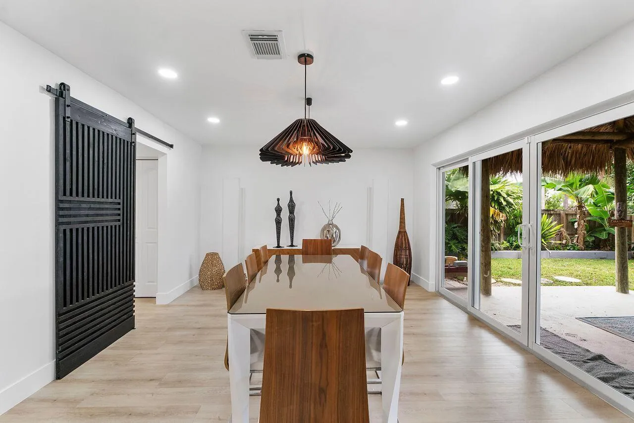 701 dining room