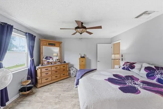 Lots of natural light