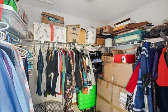 Walk in Closet