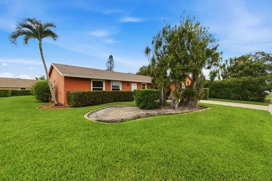 Nice landscaping with large island