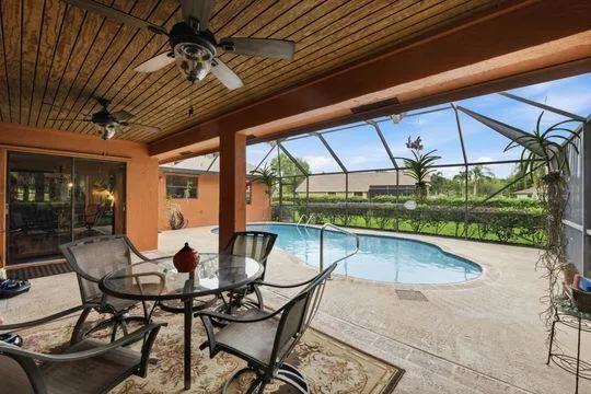 Lots of room for entertaining