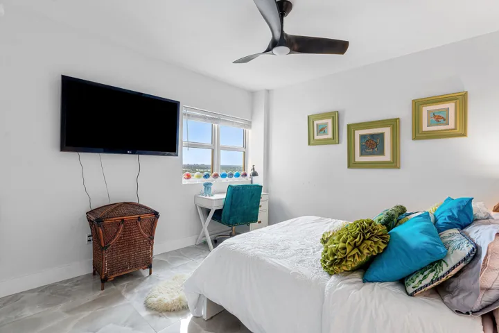 guest bed