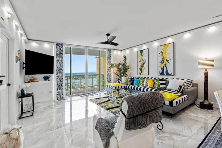 porcelain tile throughout