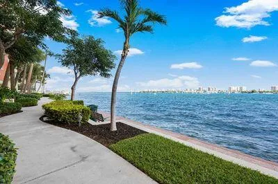 2 Waterfront_Paths