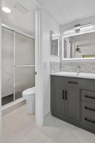 masterbath