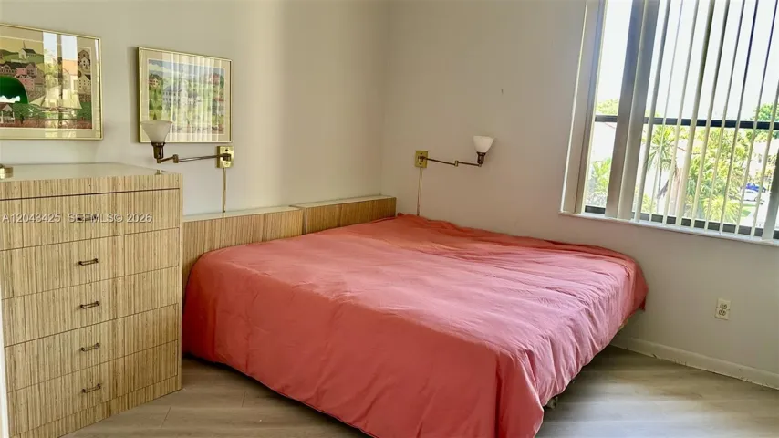Bedrooms 2