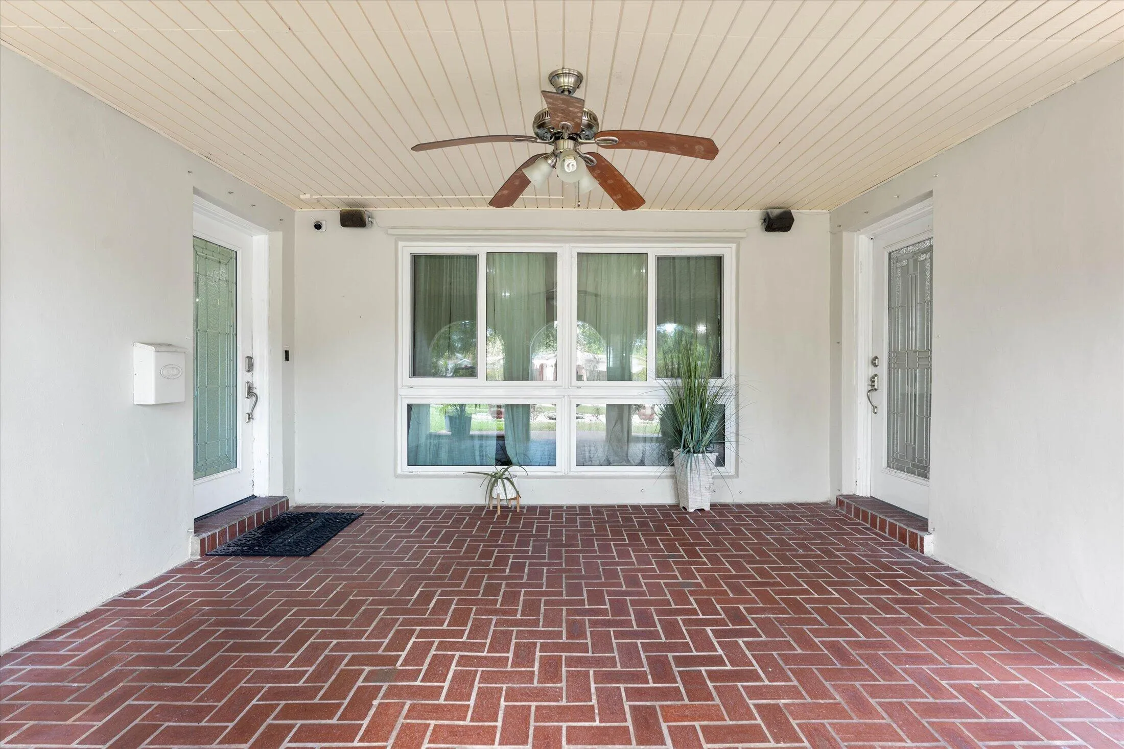 04-8951 SW 51st Pl, Cooper City