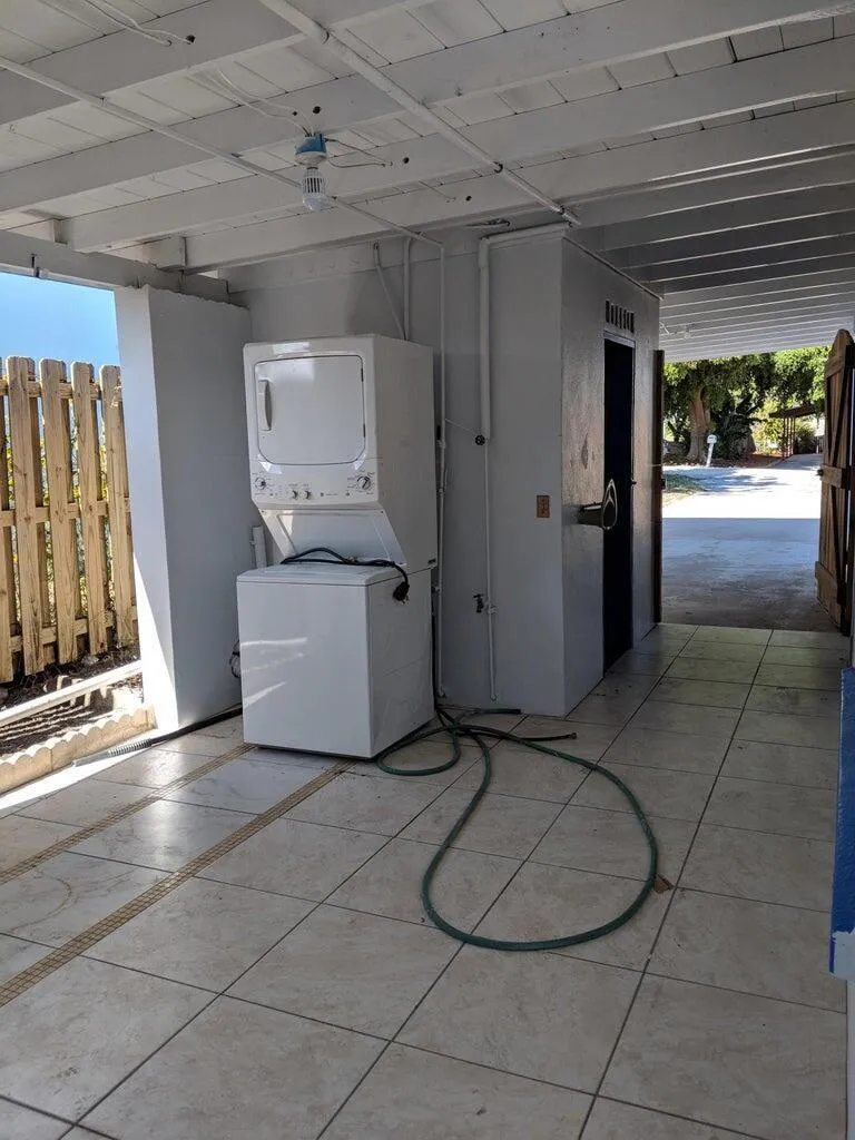 breezeway to carport