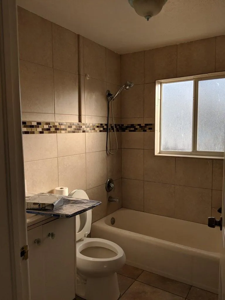 Lantana Bathroom