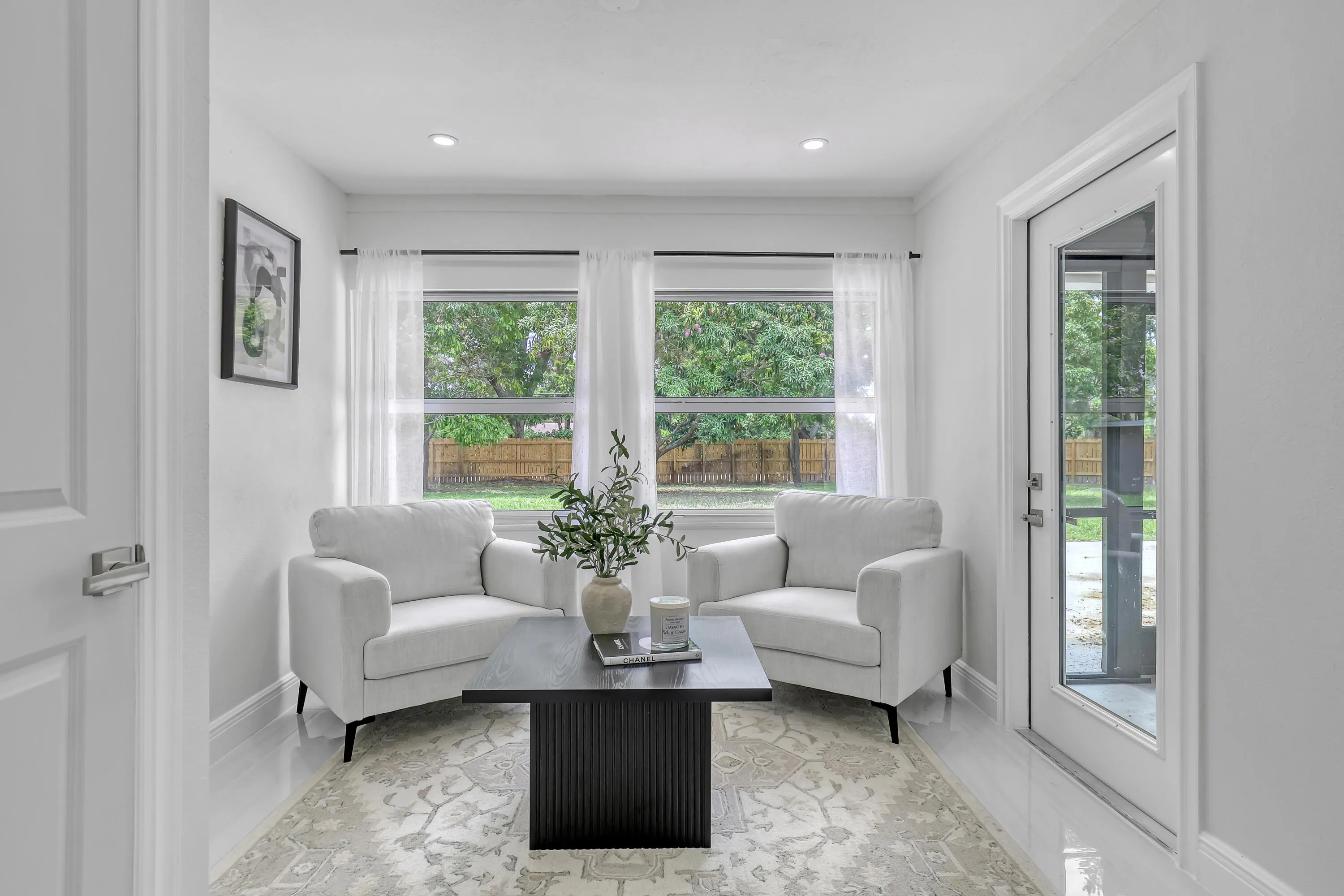 6185 White Oak (16)