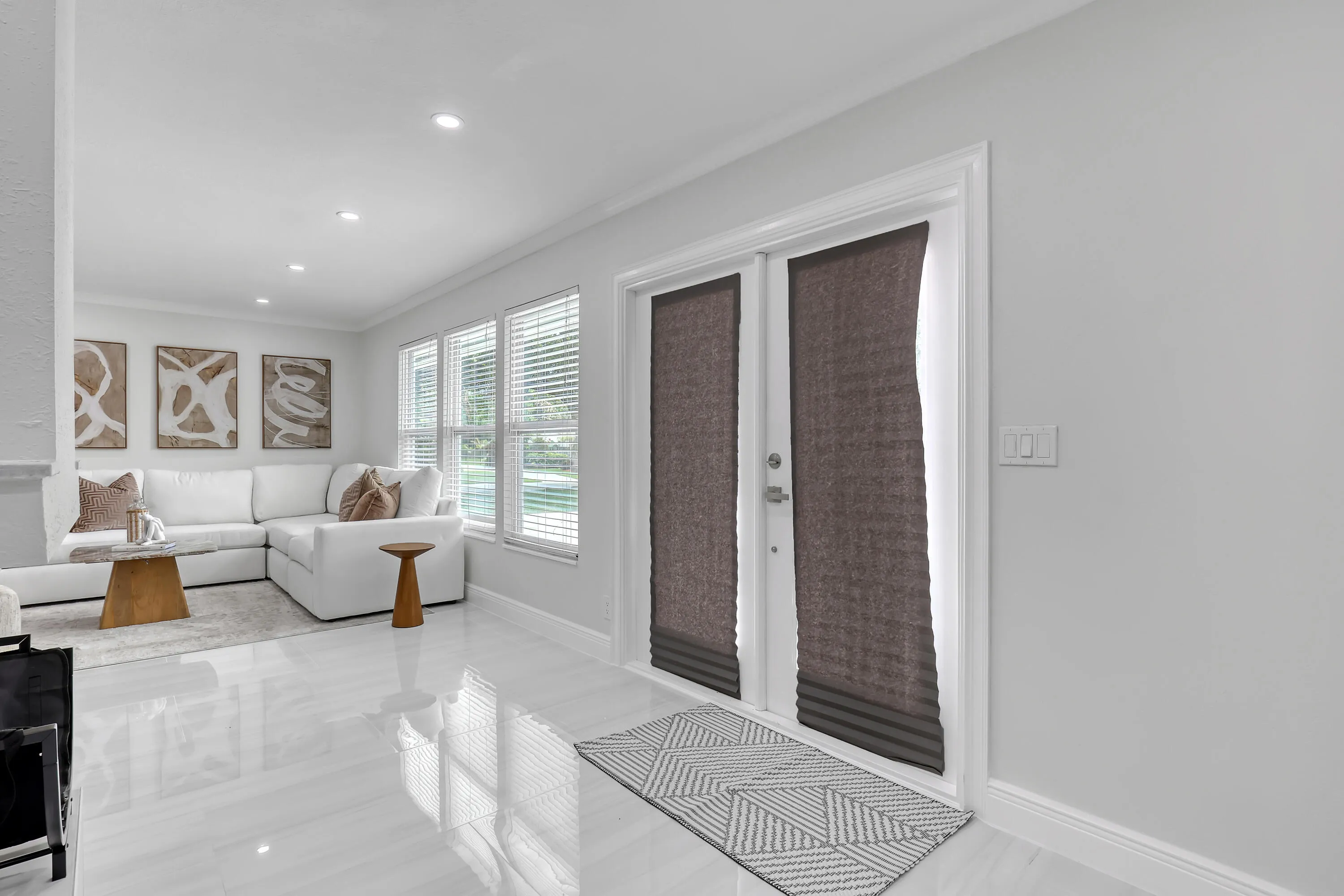 6185 White Oak (1)