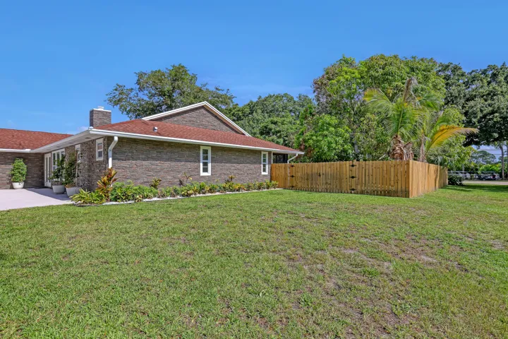 6185 White Oak (6)