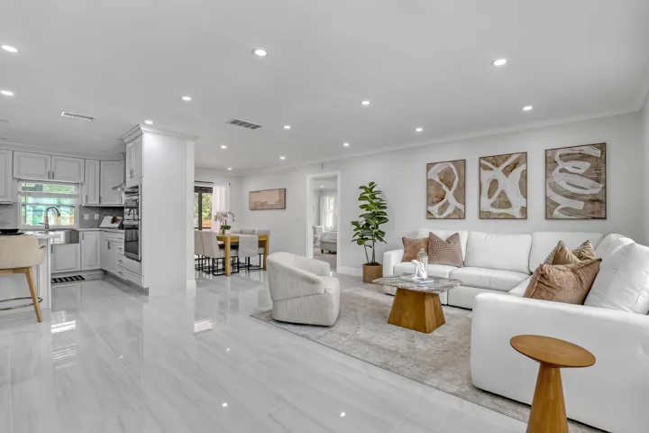 6185 White Oak (3)