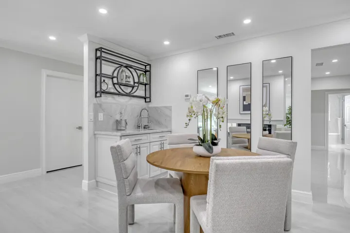 6185 White Oak (8)