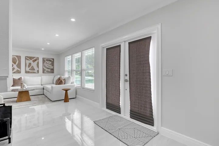 6185 White Oak (1)