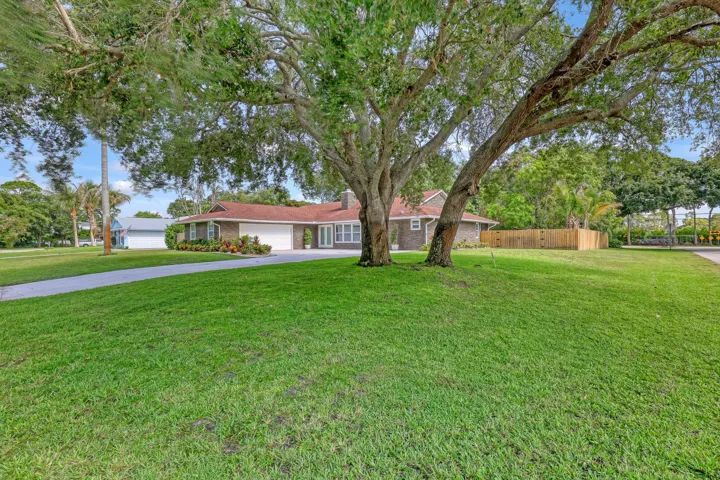 6185 White Oak (1)