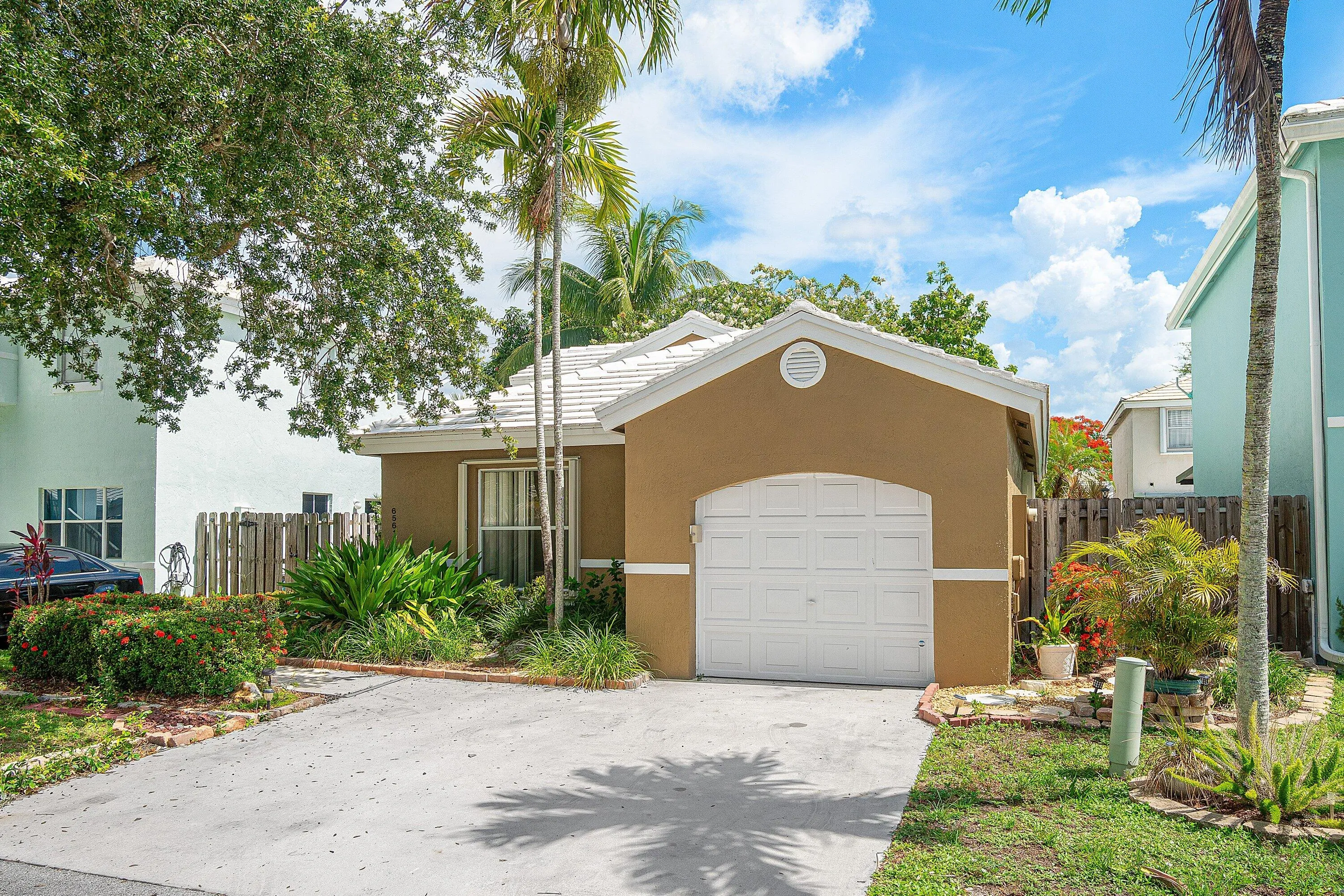 002-6561FernStreet-Margate-FL-33063-SMAL