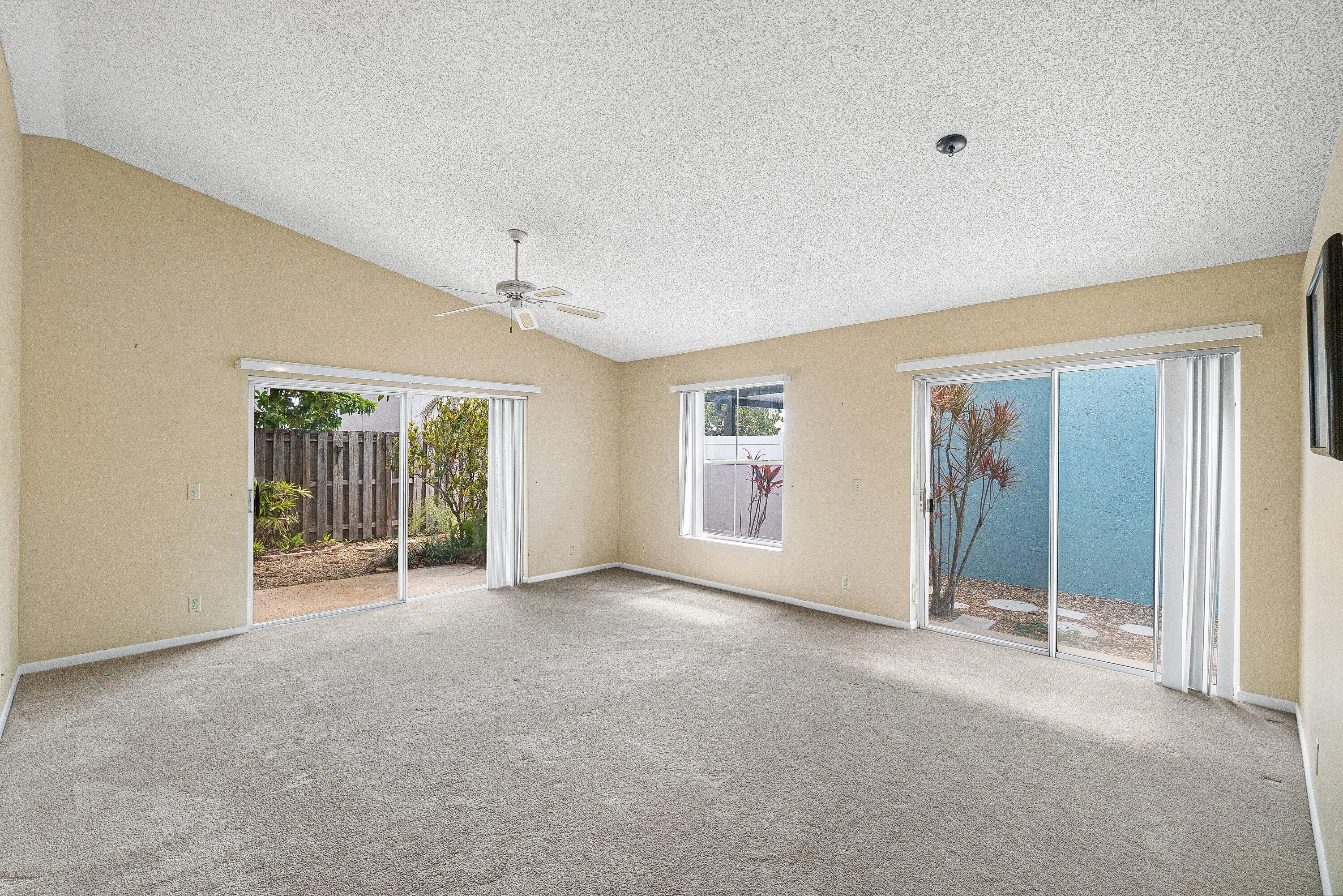 006-6561FernStreet-Margate-FL-33063-SMAL