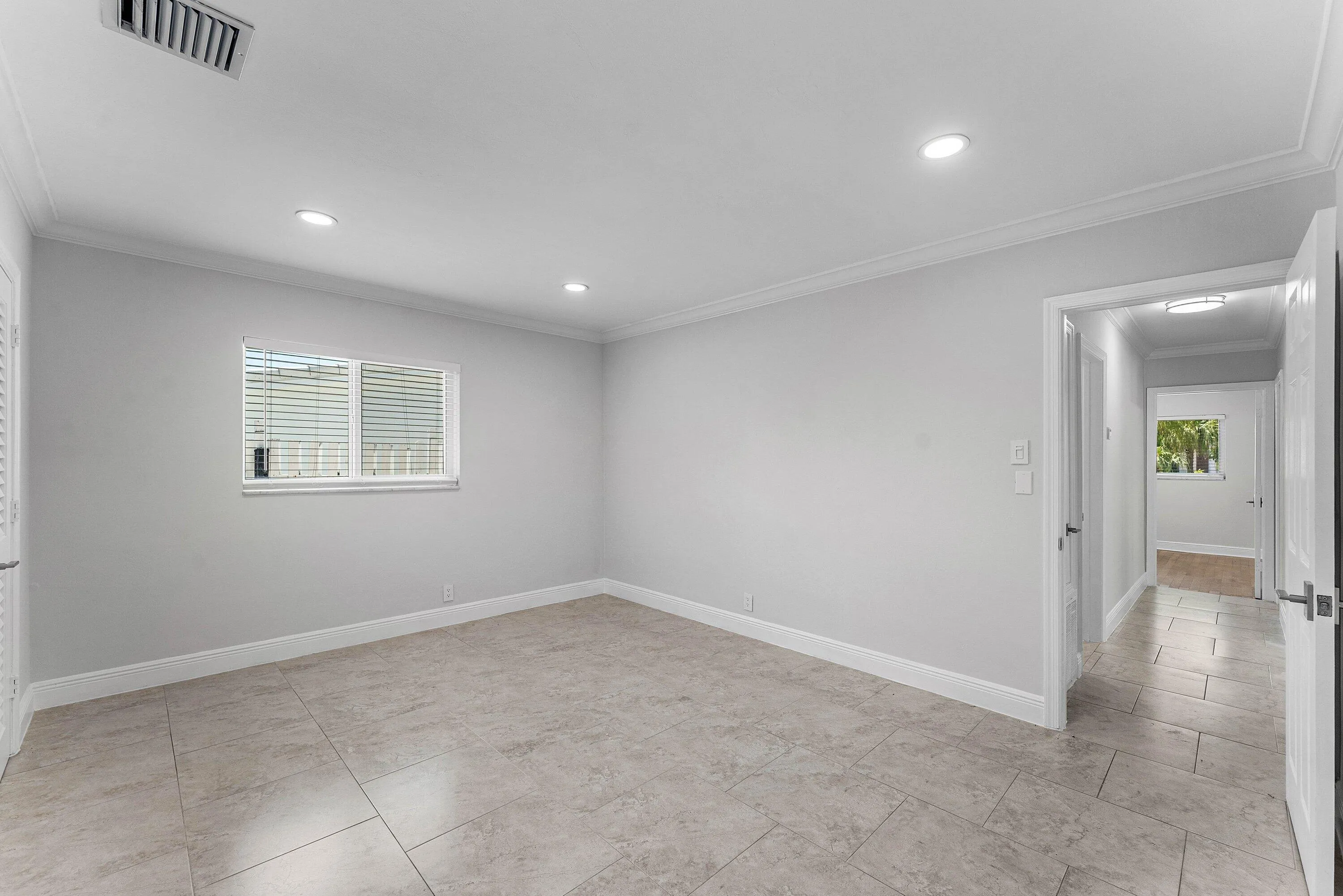 030-1525Southeast6thStreet-DeerfieldBeac