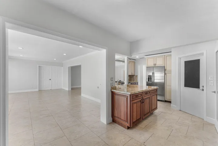 009-1525Southeast6thStreet-DeerfieldBeac