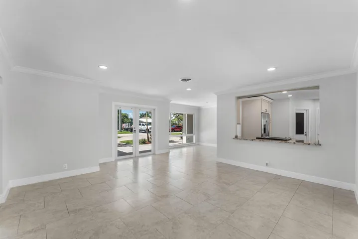 008-1525Southeast6thStreet-DeerfieldBeac