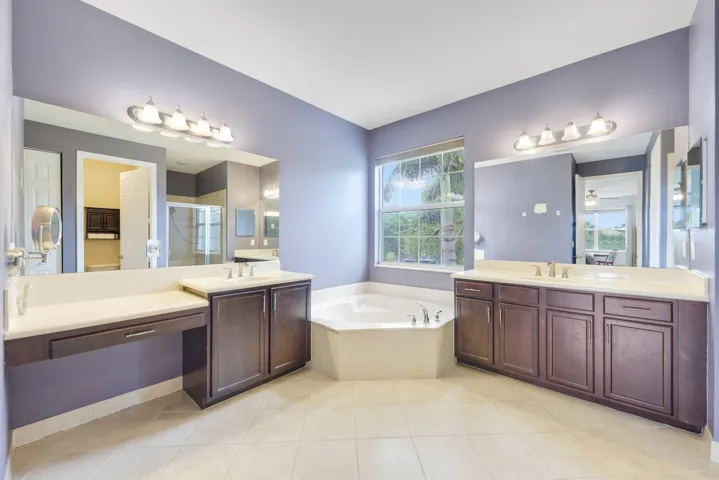 8396 Calabria Lakes Drive - 53.jpg-SMALL