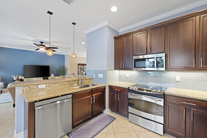 8396 Calabria Lakes Drive - 25.jpg-SMALL