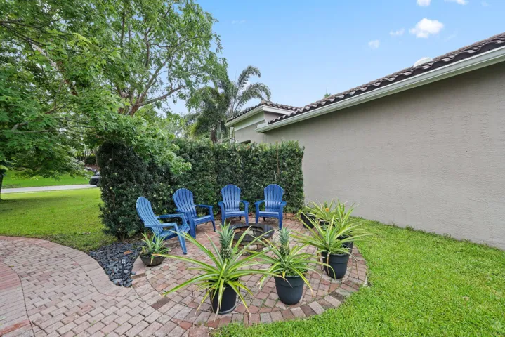 8396 Calabria Lakes Drive - 28.jpg-SMALL