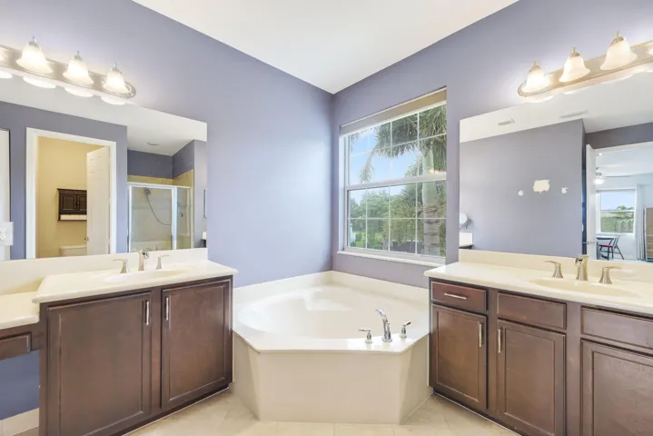8396 Calabria Lakes Drive - 54.jpg-SMALL