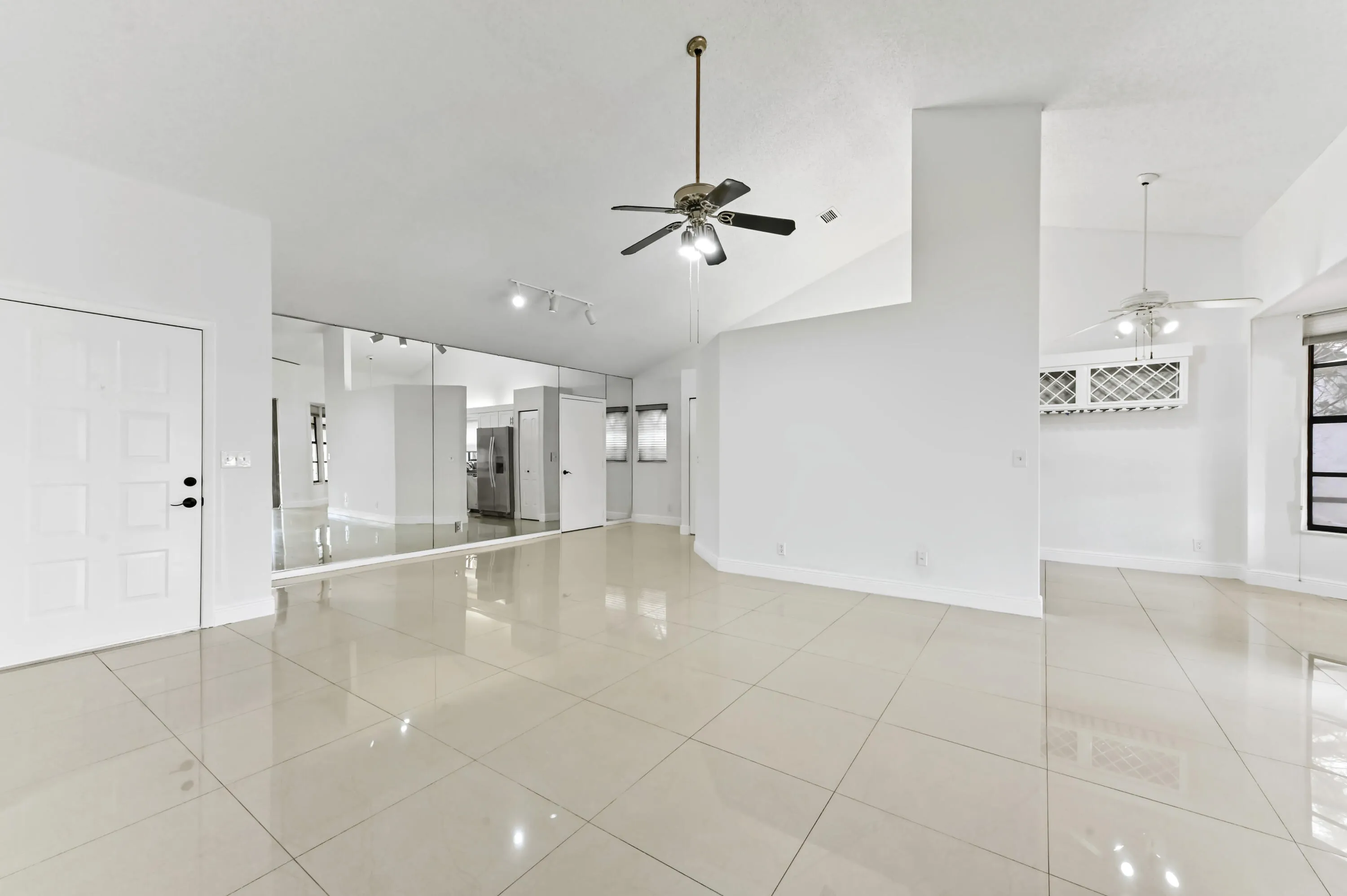 06 living room 02