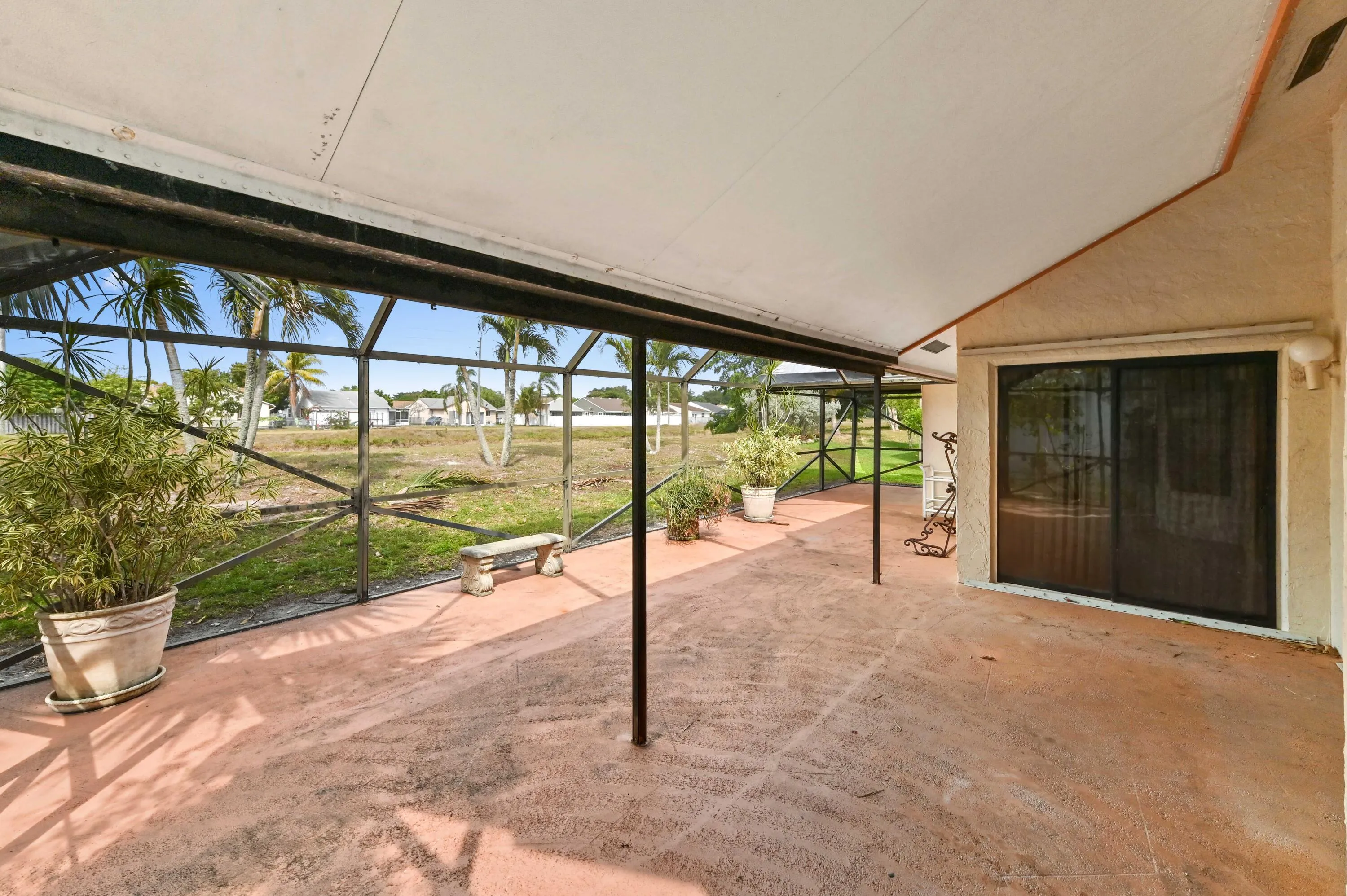 29 patio 03
