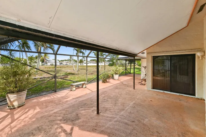 29 patio 03