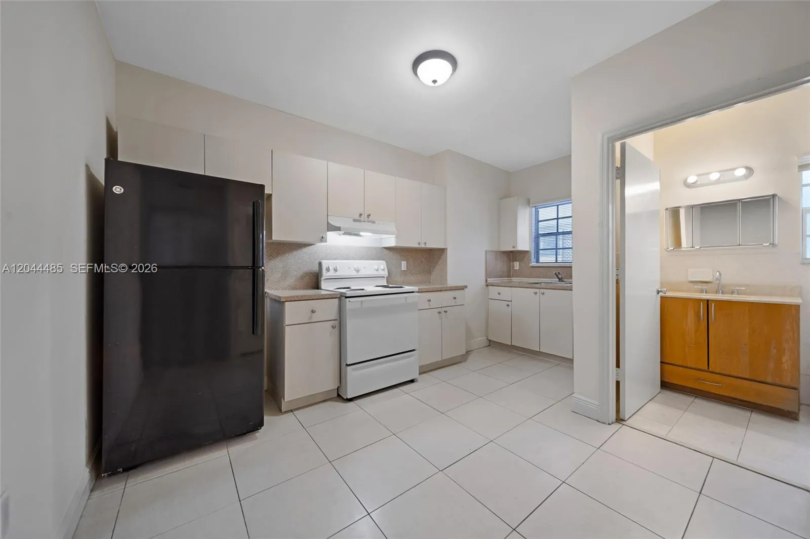 Property photo 93