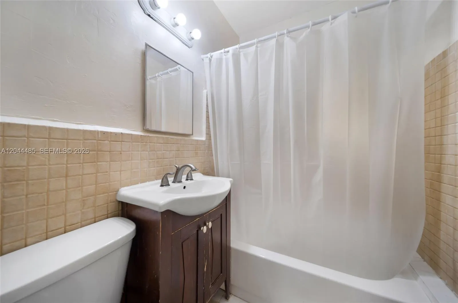 Property photo 84