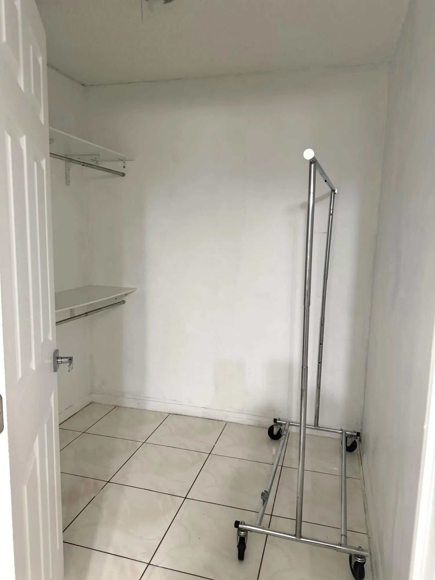 Primary walk in closet