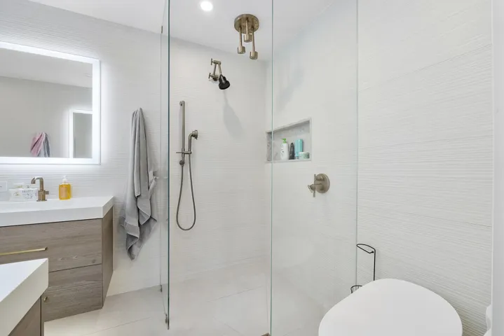 725 Ne 36th St_039