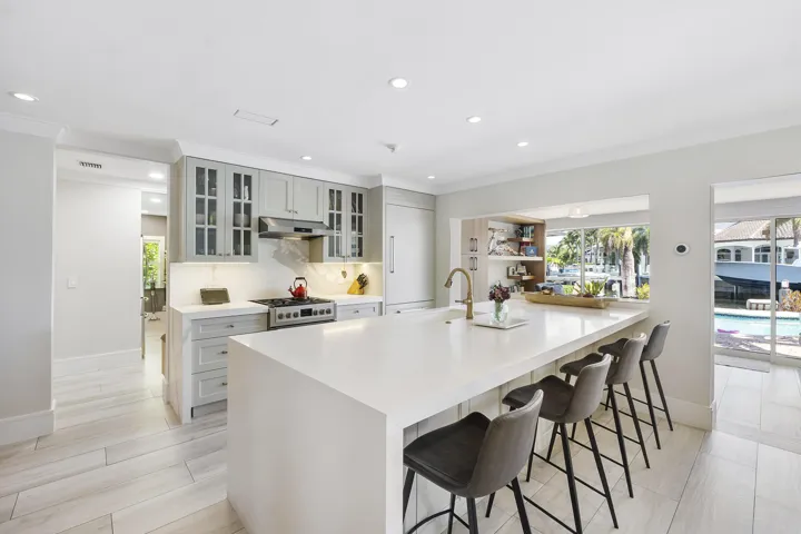 725 Ne 36th St_045