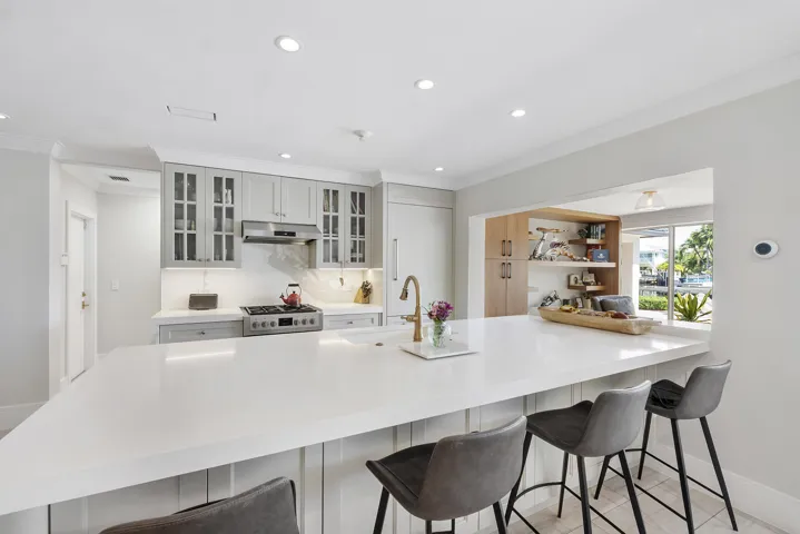 725 Ne 36th St_049