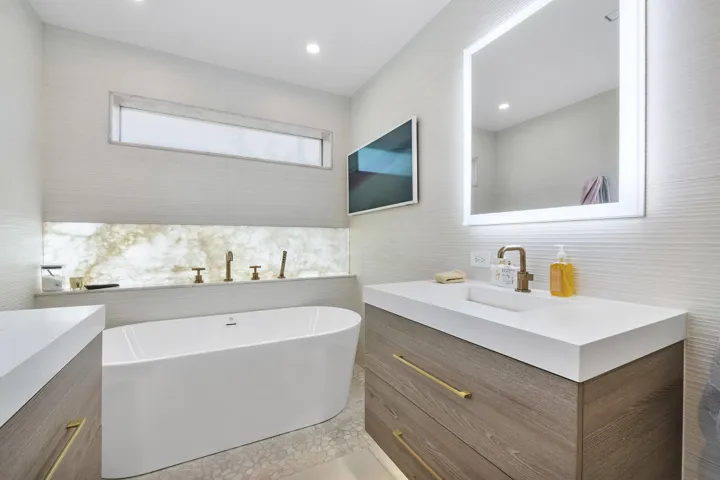 725 Ne 36th St_041