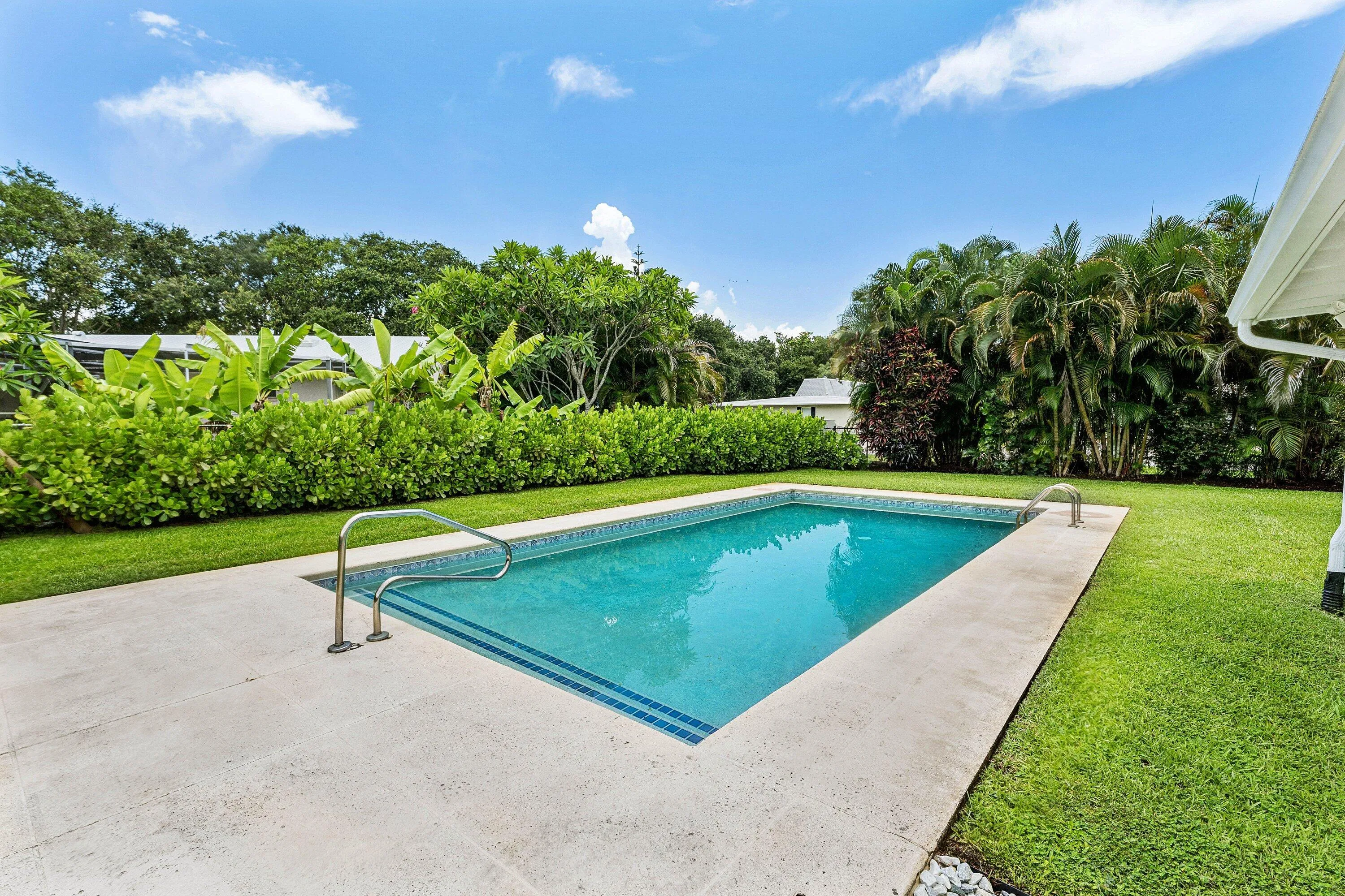 034-945WestwindDrive-NorthPalmBeach-FL-3