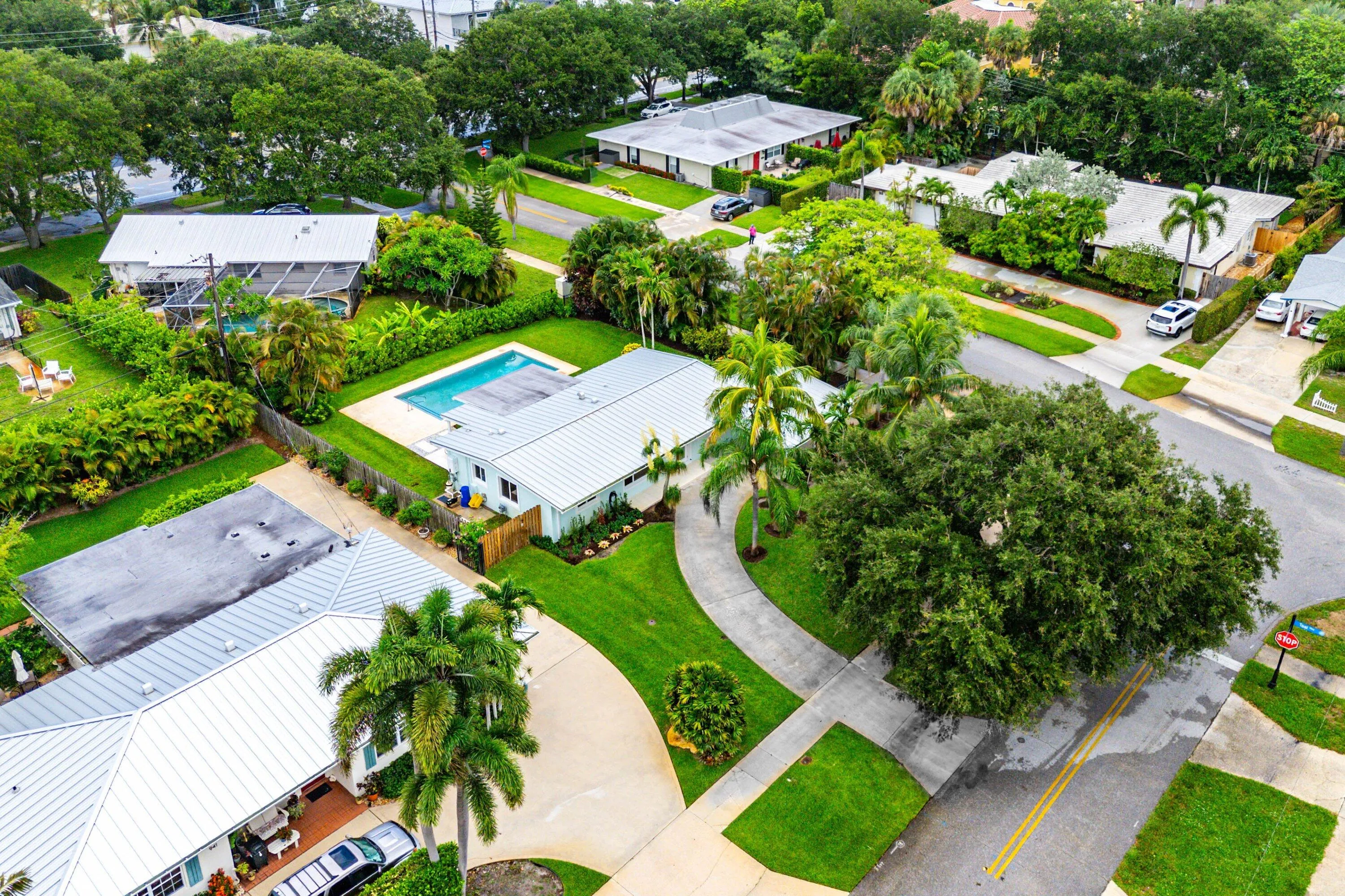 035-945WestwindDrive-NorthPalmBeach-FL-3