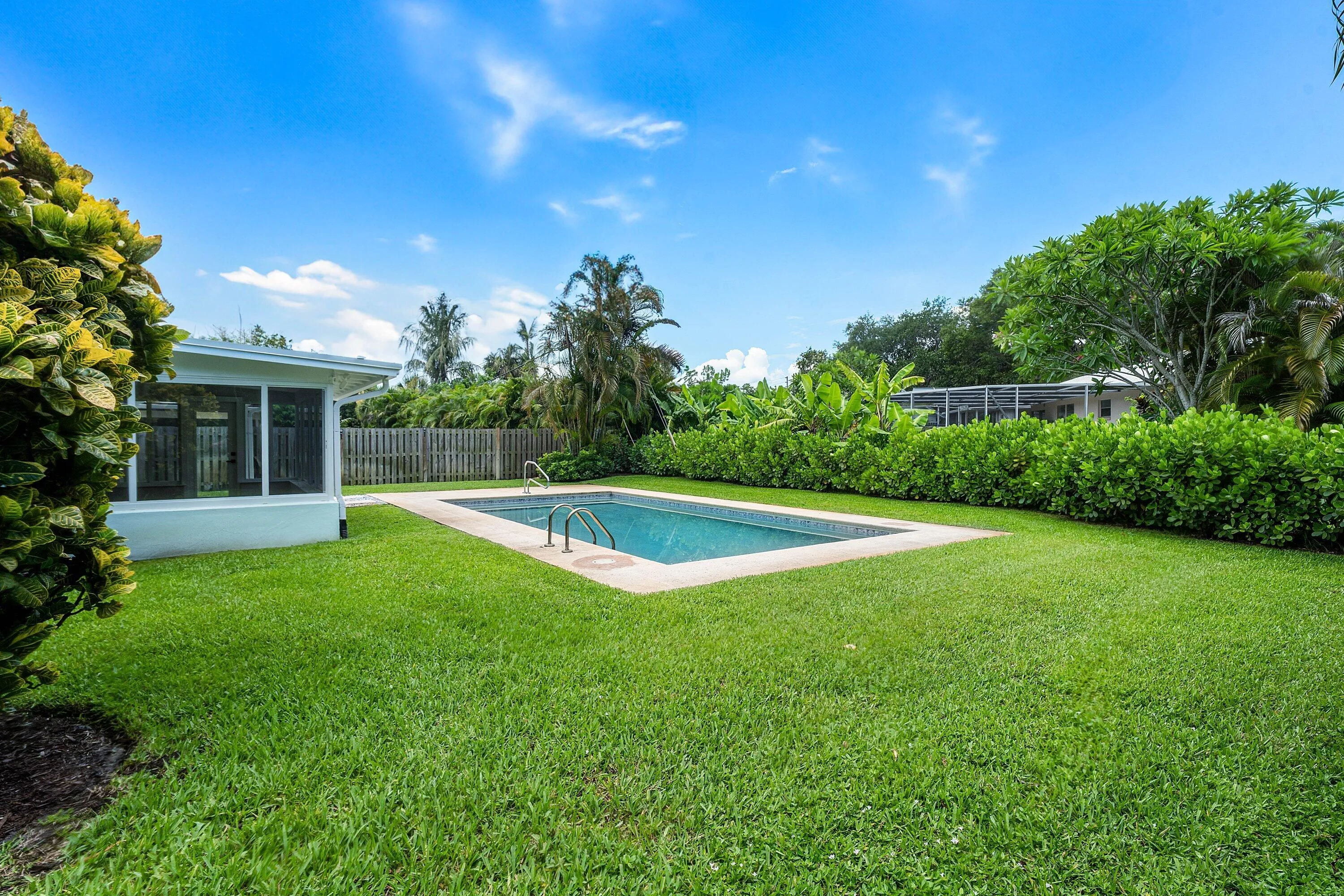 029-945WestwindDrive-NorthPalmBeach-FL-3