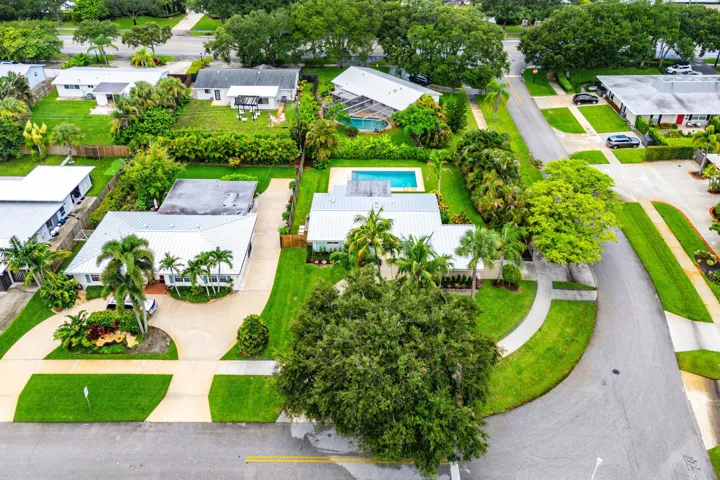 036-945WestwindDrive-NorthPalmBeach-FL-3
