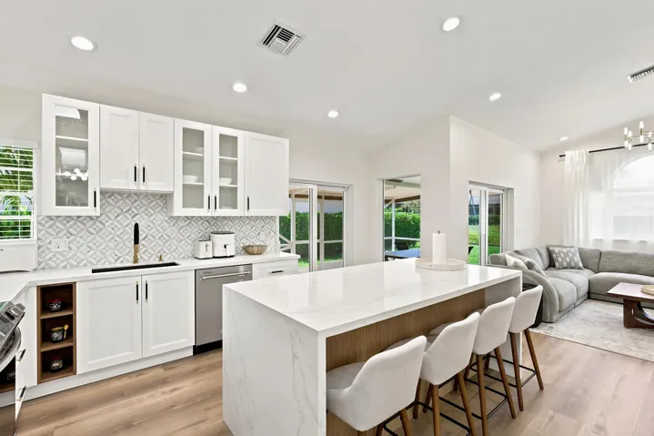 Kitchen 4