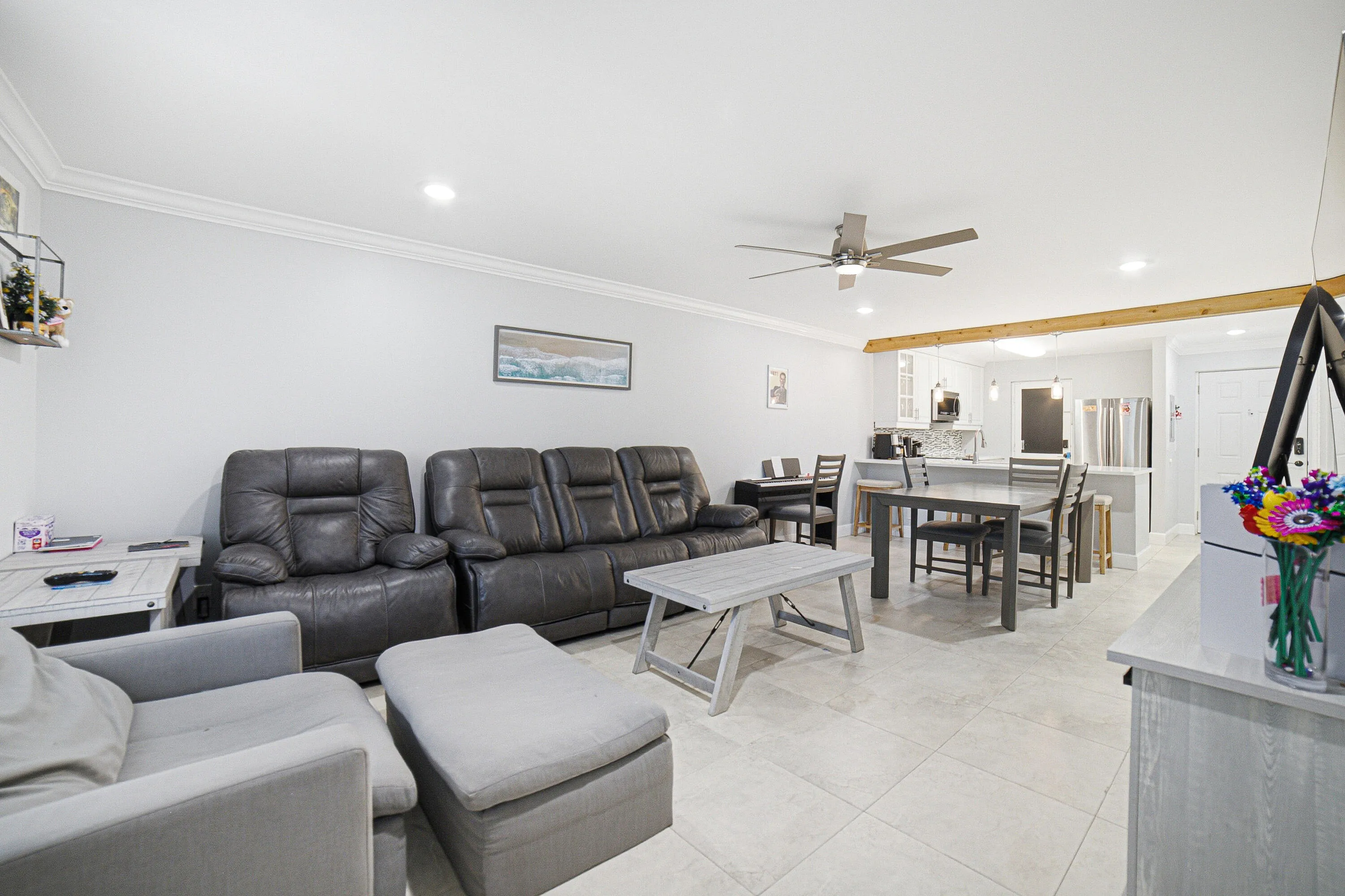 Livingroom-B