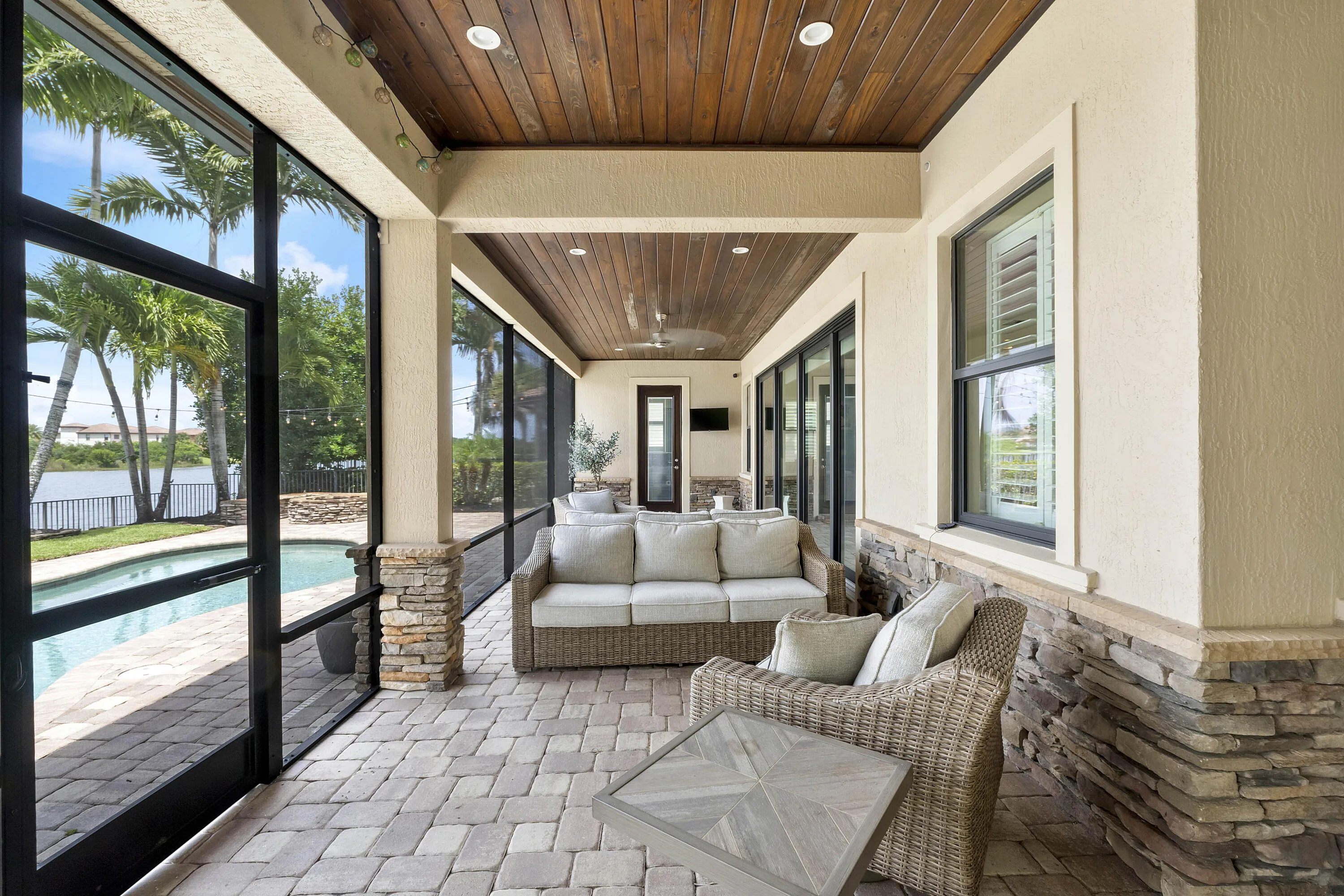 11525 NW 81st Pl_083