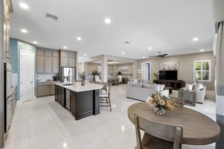11525 NW 81st Pl_044